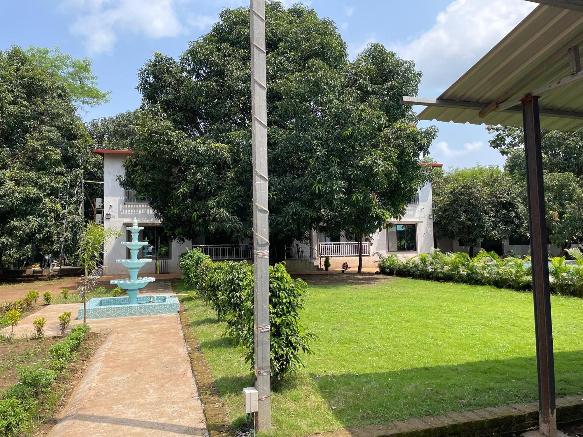 Riverland Farm And Resort Karjat Eksteriør bilde