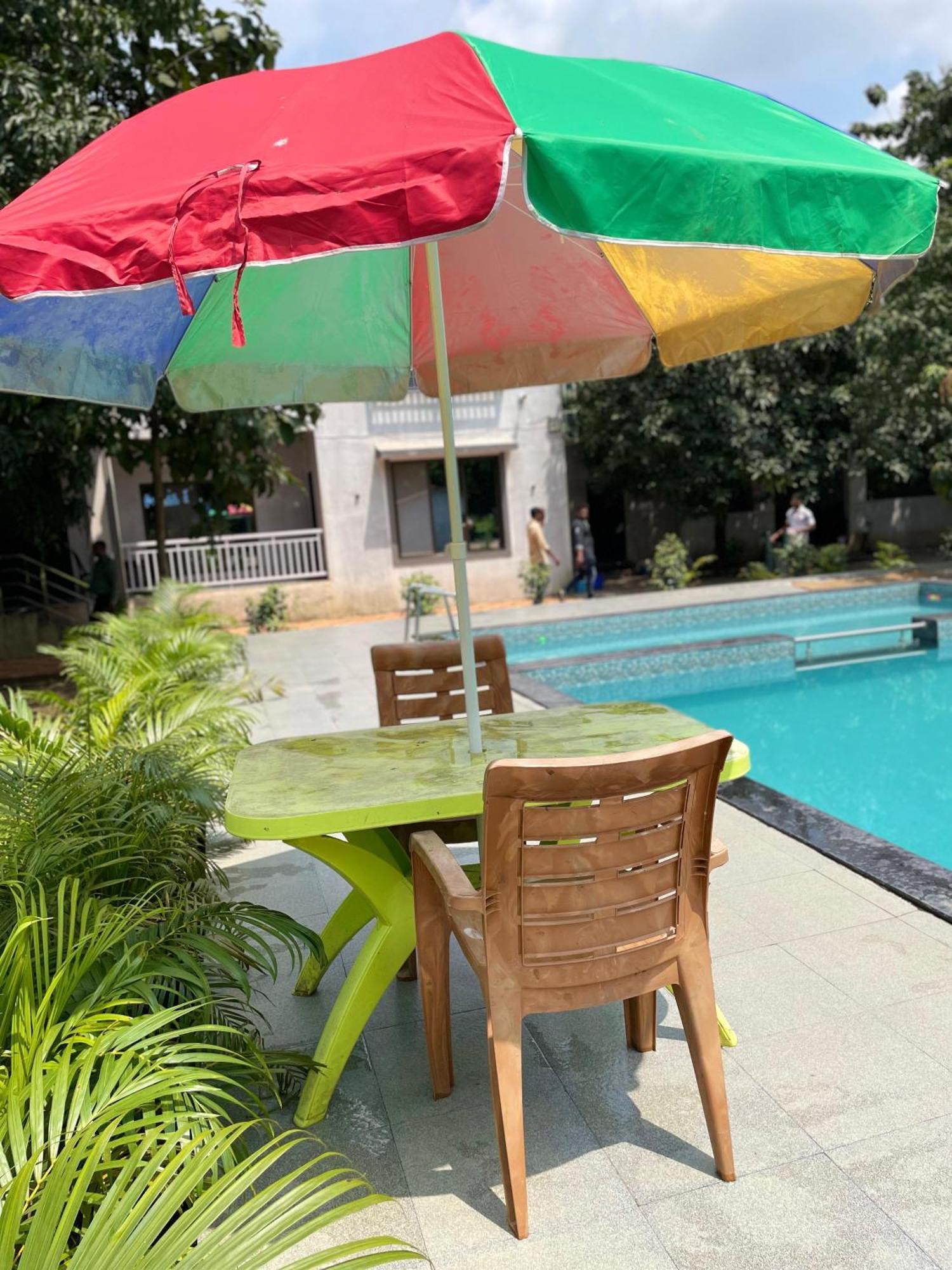 Riverland Farm And Resort Karjat Eksteriør bilde