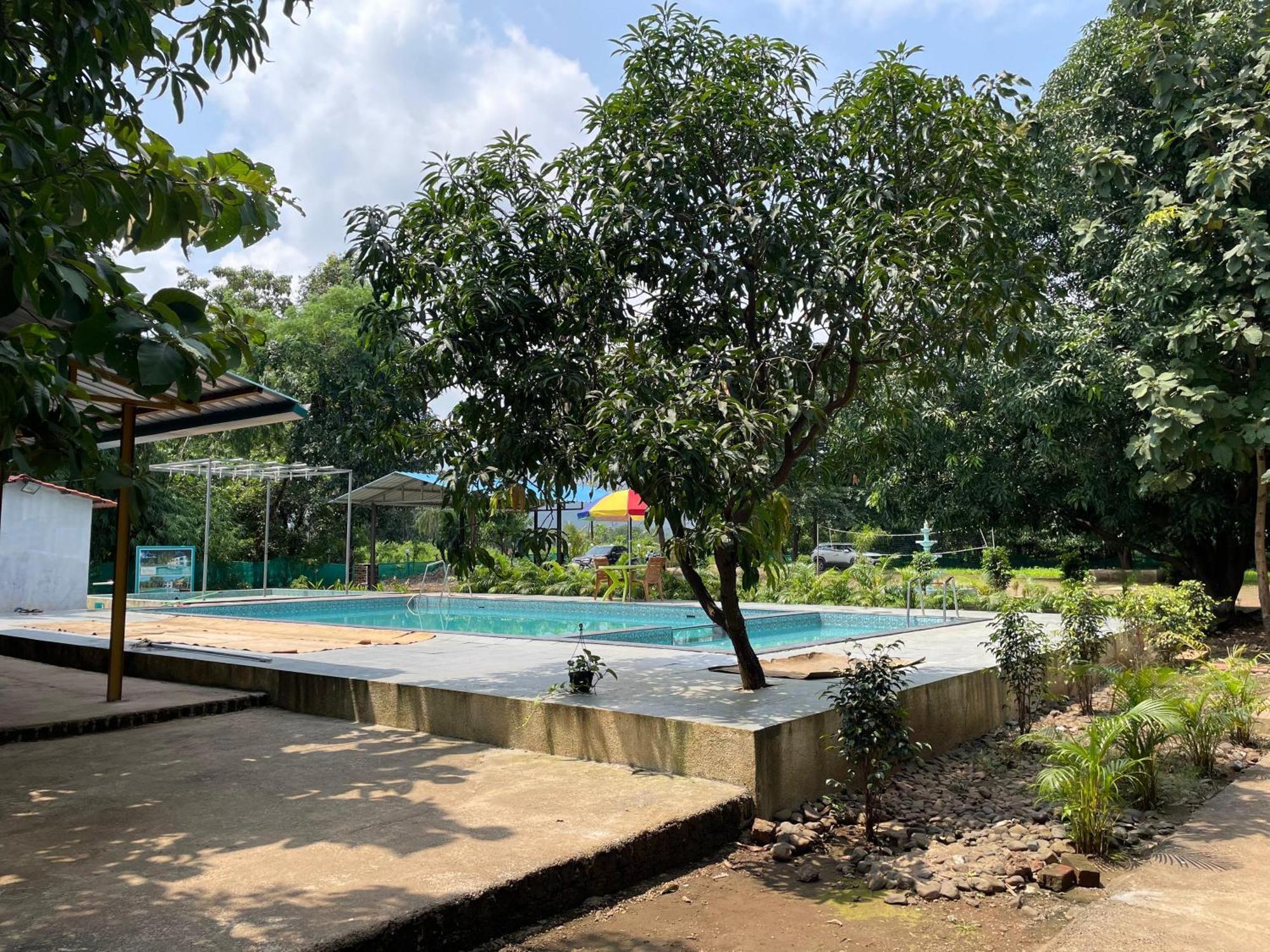 Riverland Farm And Resort Karjat Eksteriør bilde