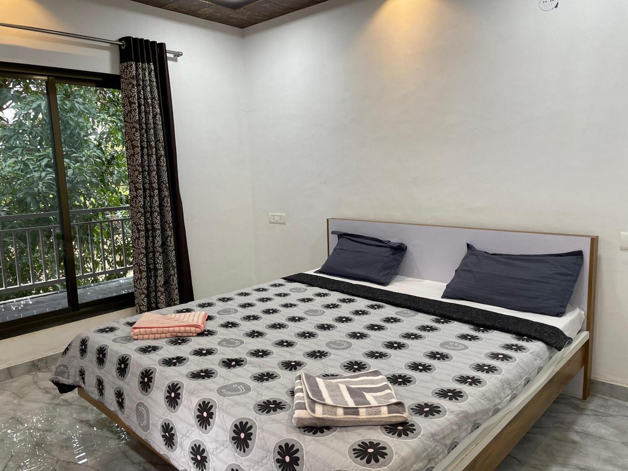 Riverland Farm And Resort Karjat Eksteriør bilde