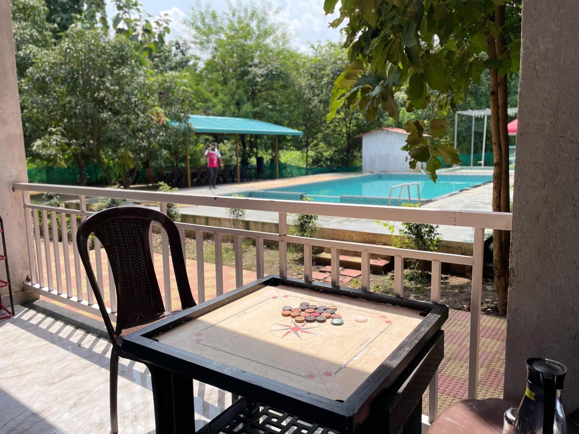 Riverland Farm And Resort Karjat Eksteriør bilde