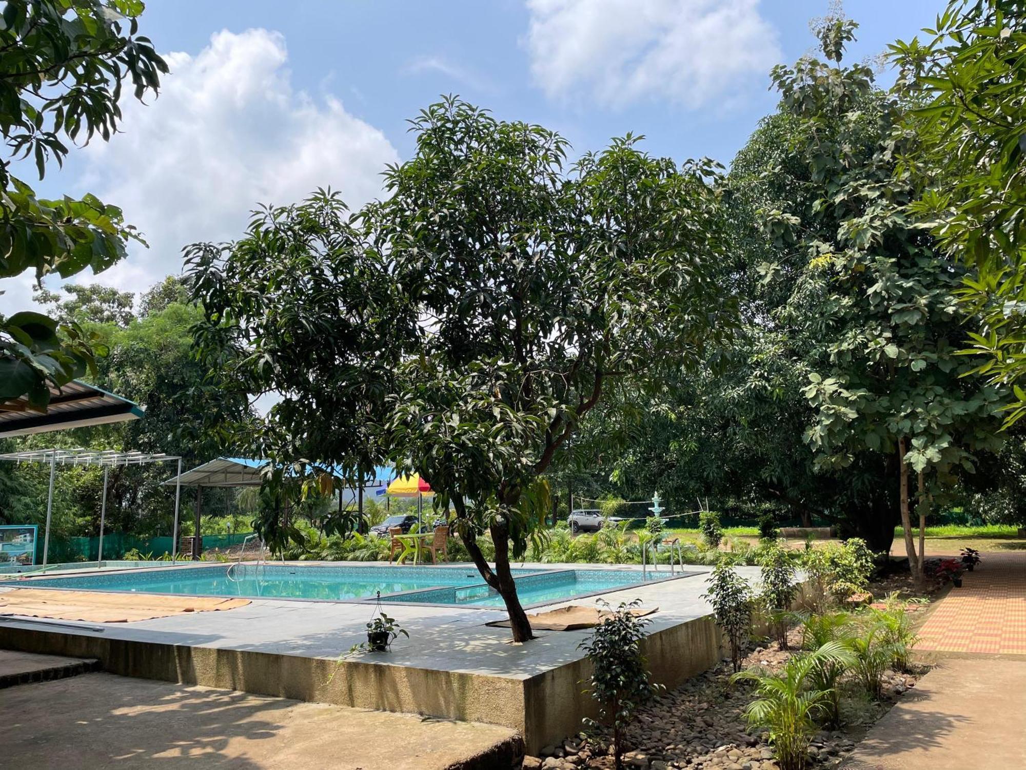 Riverland Farm And Resort Karjat Eksteriør bilde