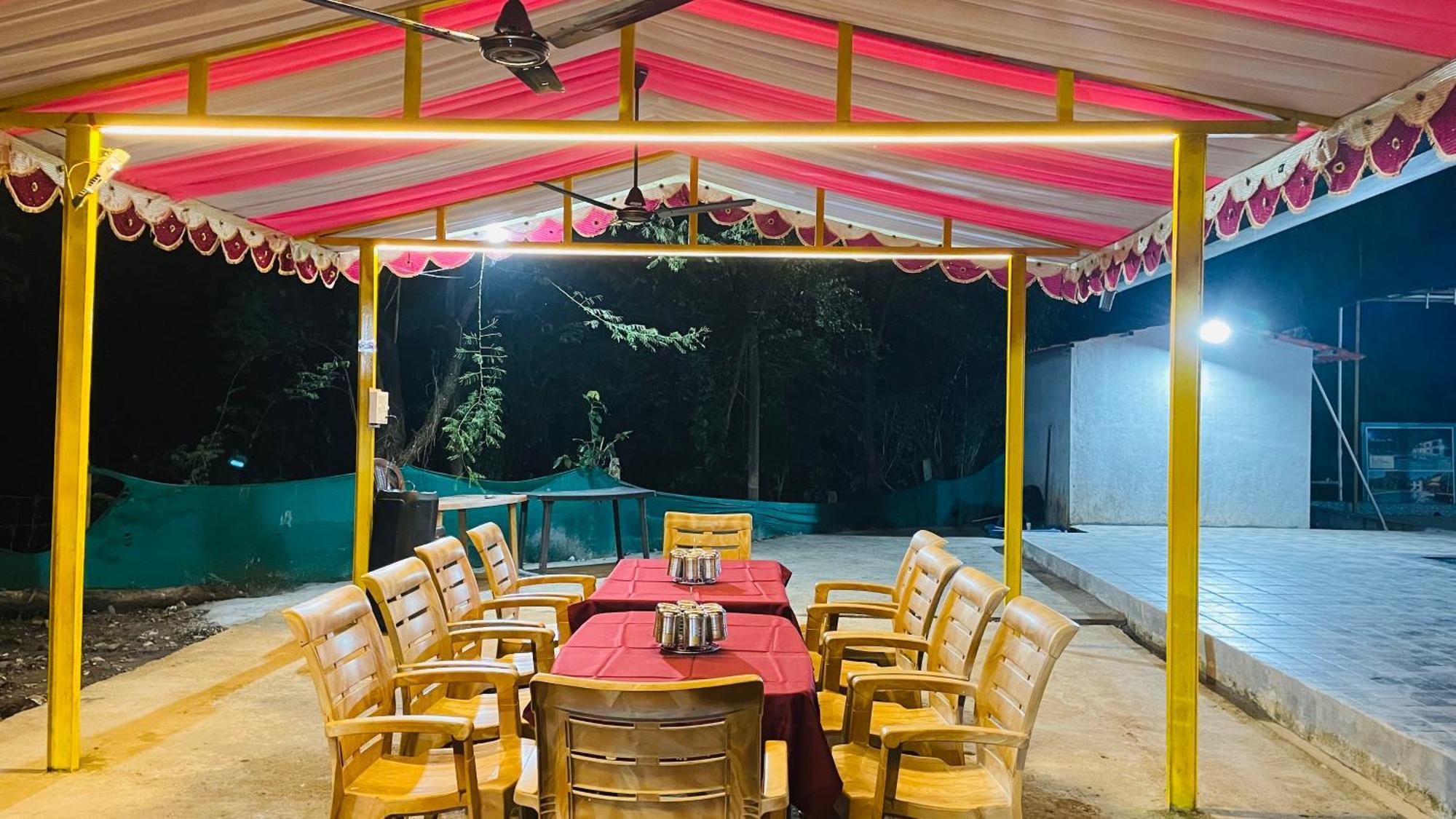 Riverland Farm And Resort Karjat Eksteriør bilde