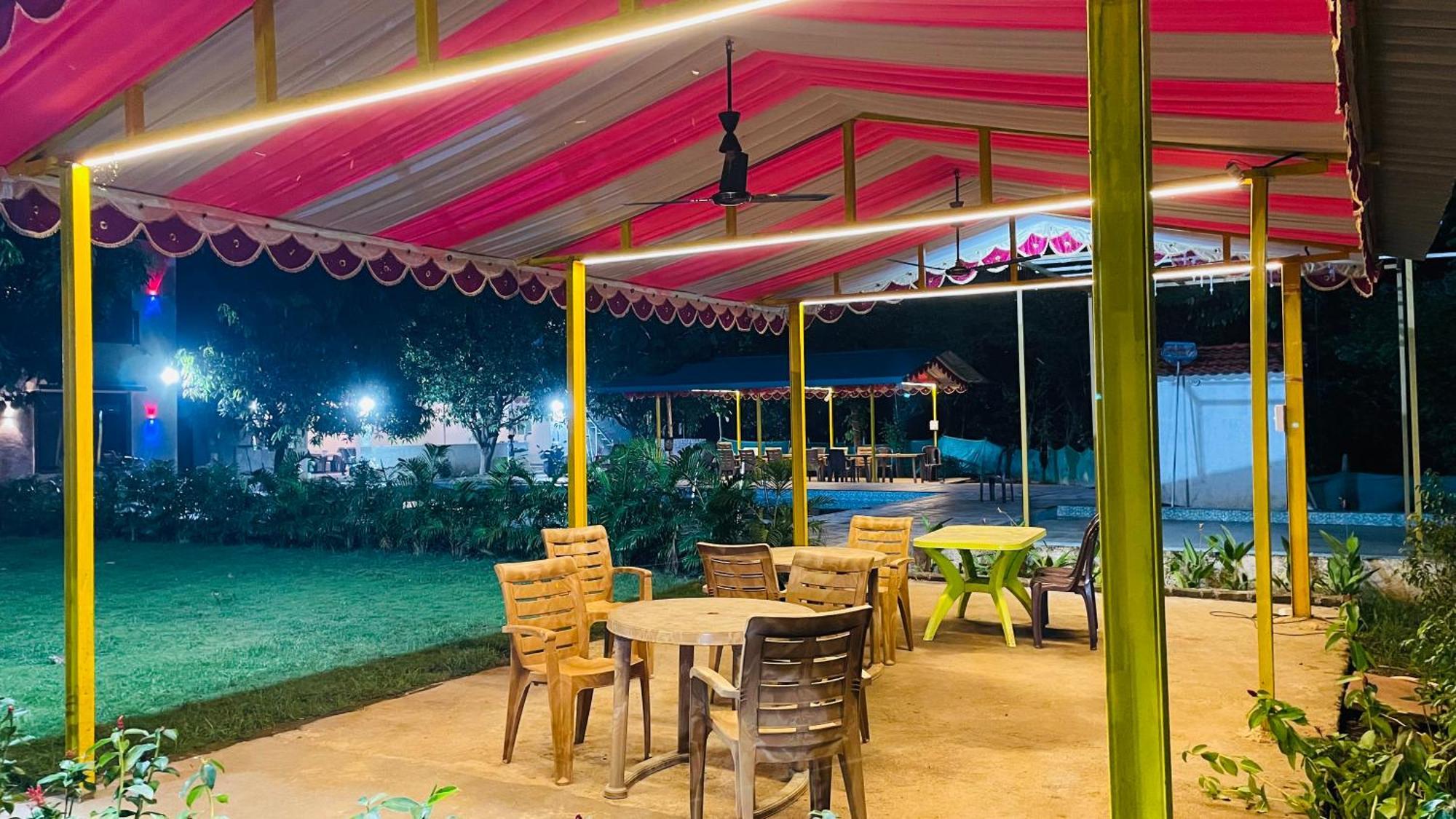 Riverland Farm And Resort Karjat Eksteriør bilde